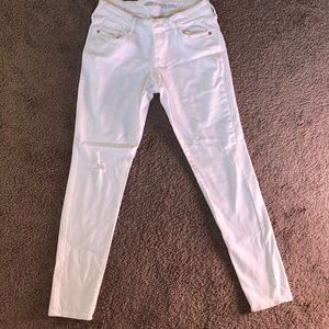 Old Navy Distressed Skinny Jean